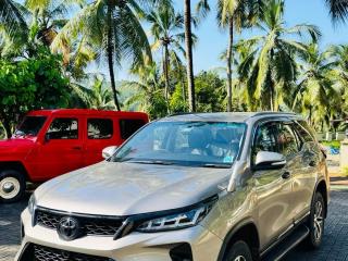 Toyota Fortuner Legender