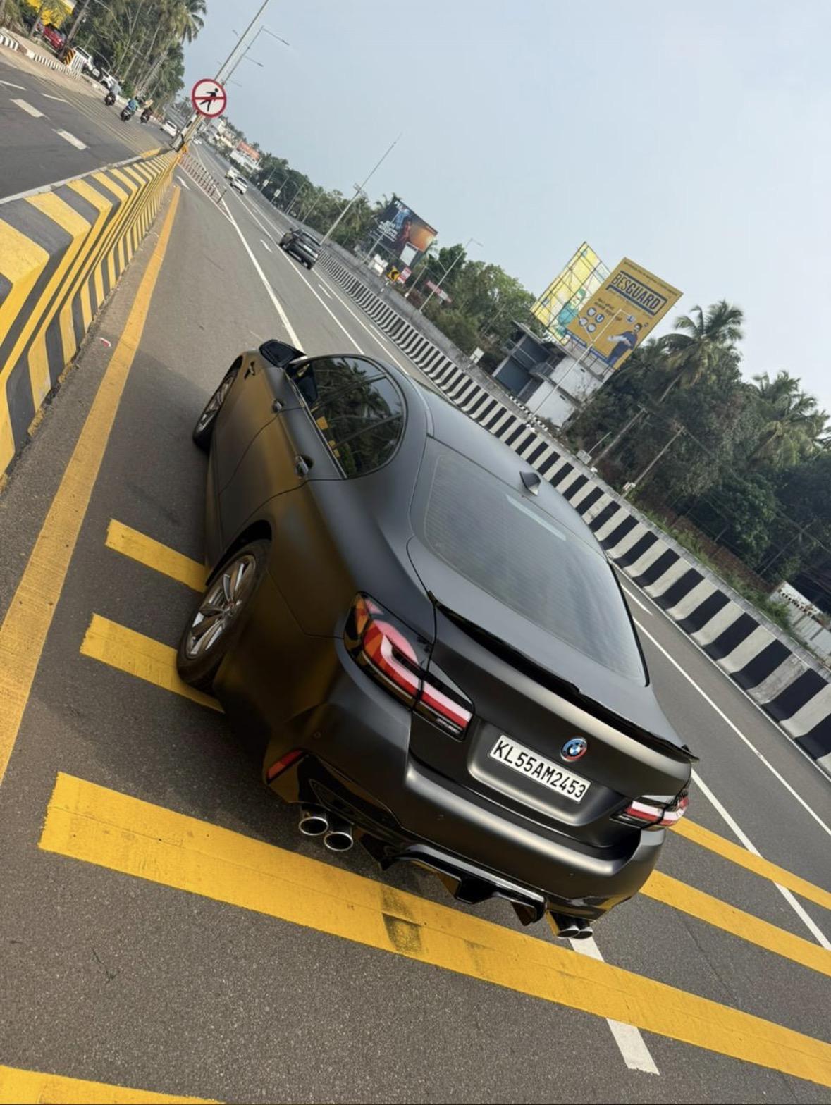BMW M5 Matblack